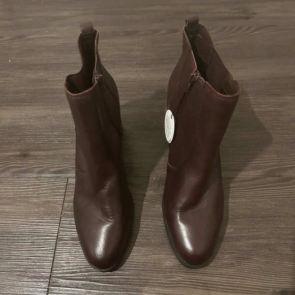 GIANI BERNINI Women's Black Korma Ankle Booties - Picture 1 of 6